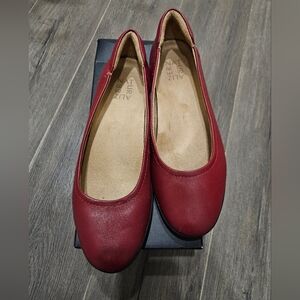 Naturalizer Women's Flexy Wide Width Ballet Flat - Size 8.5